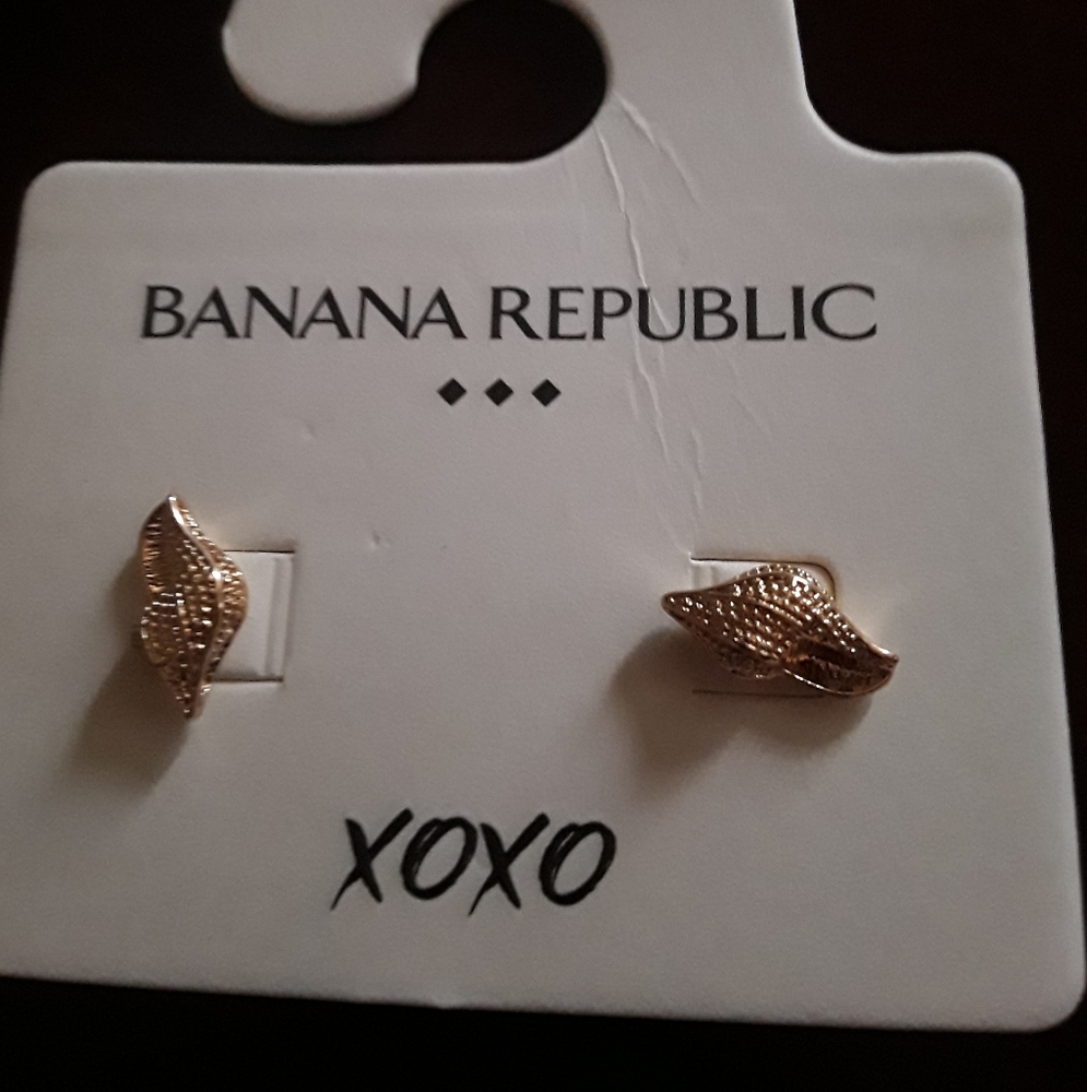 Banana Republic Fashion Earrings